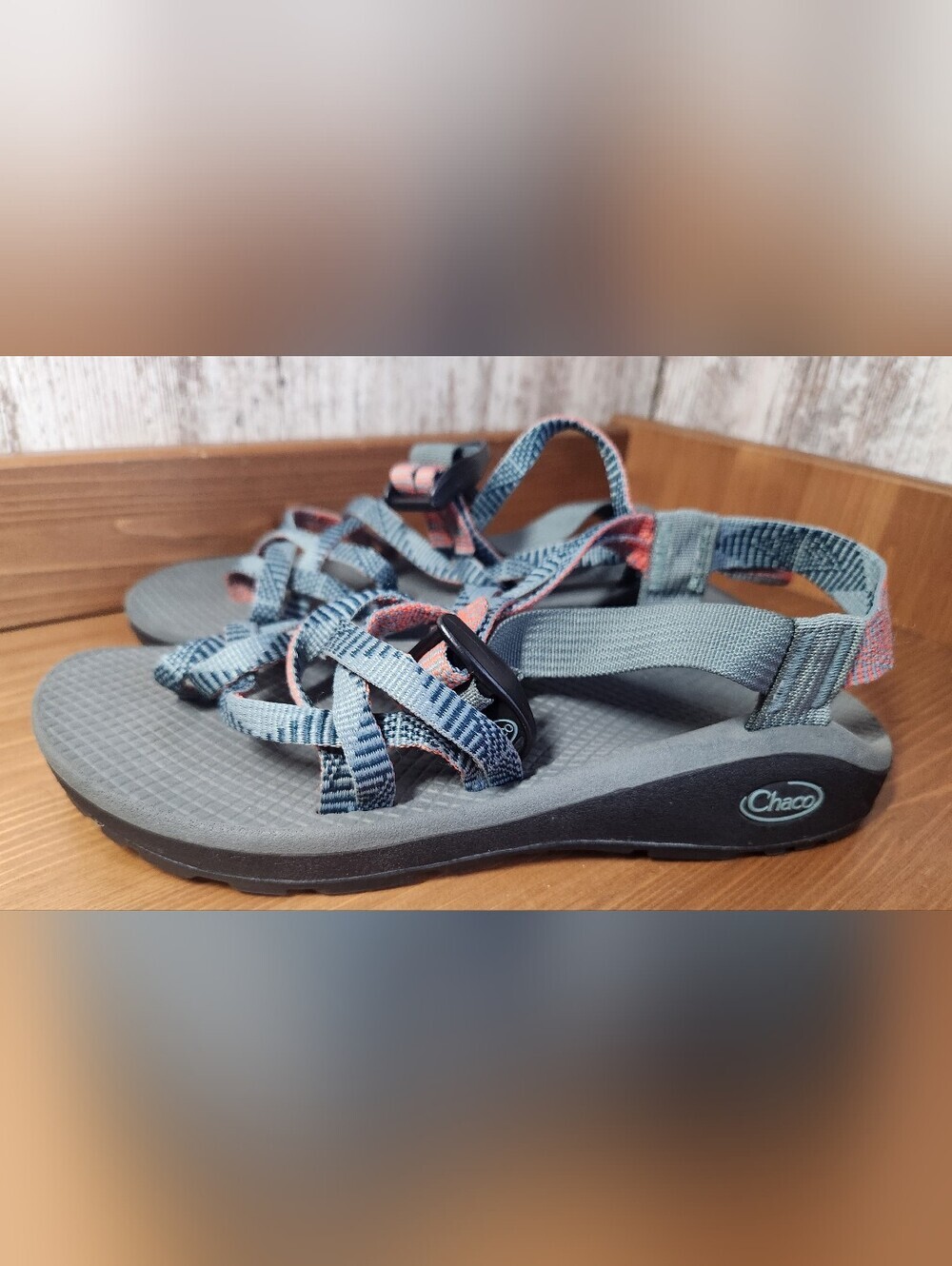 Chaco Women's Sz 8 Chaco Z Cloud X2 Strappy Hiking Sandals Teal Blue Peachy Pink